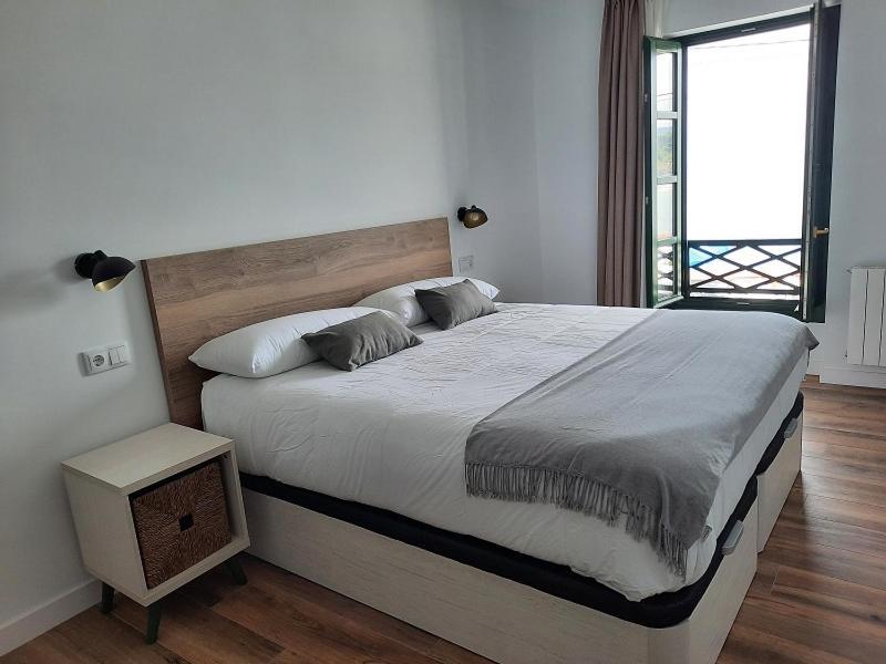 Apartamentos El Muelle Comillas Luaran gambar