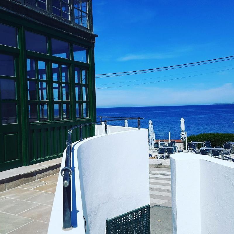 Apartamentos El Muelle Comillas Luaran gambar